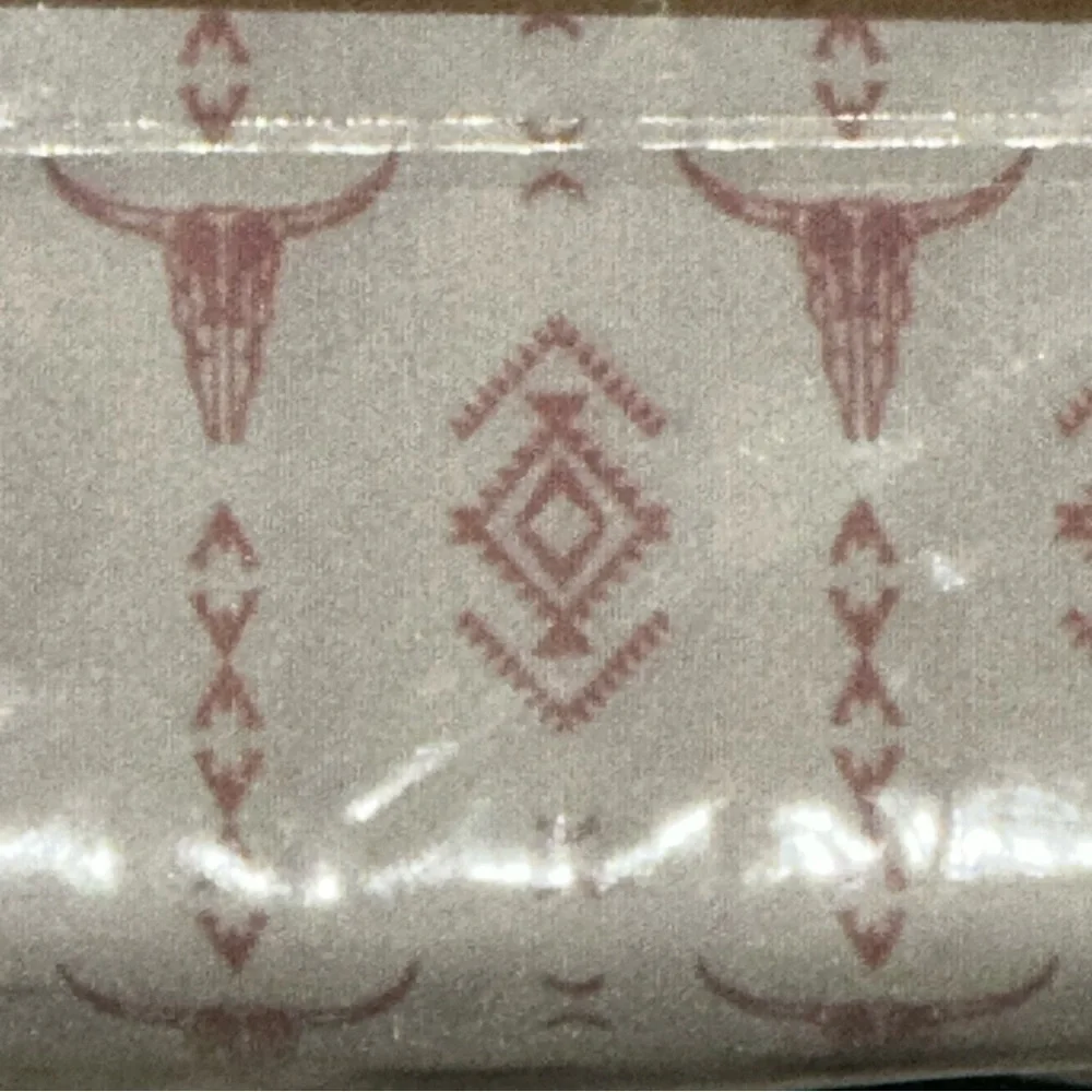 NEW Wrangler Pink/White Steer Head/Aztec 4-Piece Queen Sheet Set